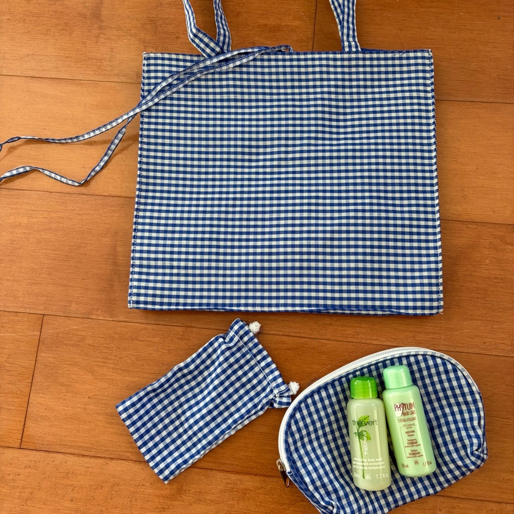 Gingham Cotton Tote Set. and cosmetic bag